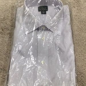 Brand new men’s Jos A. Bank dress shirt